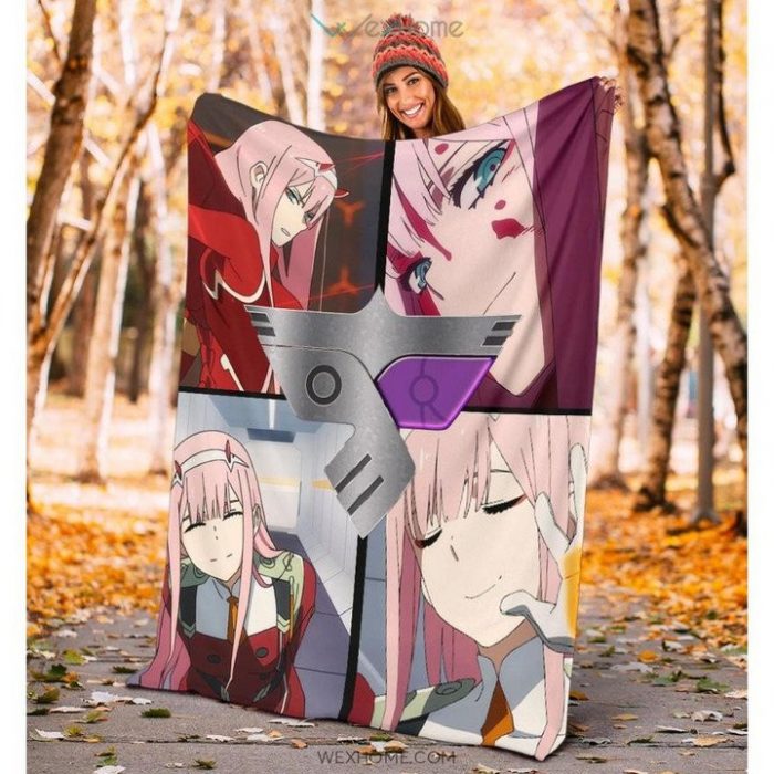 - Darling In The FranXX Store